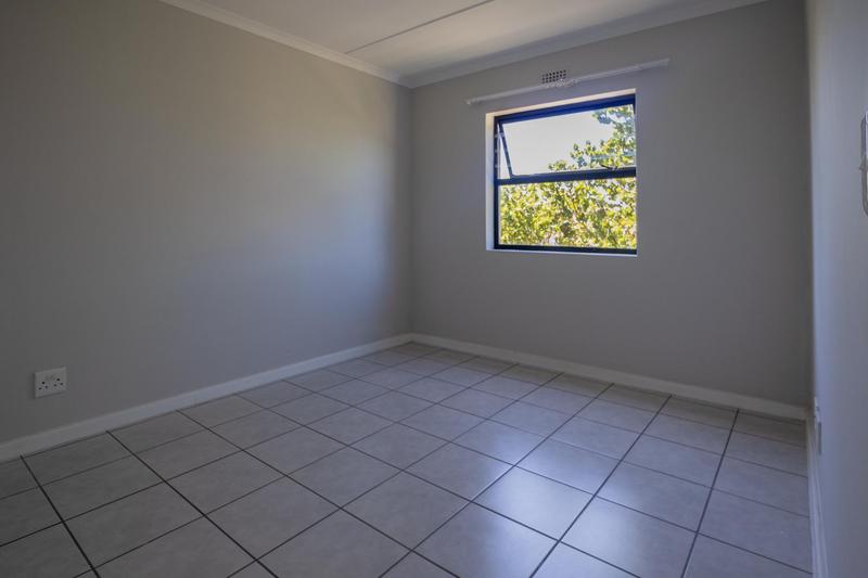 2 Bedroom Property for Sale in Milnerton Central Western Cape